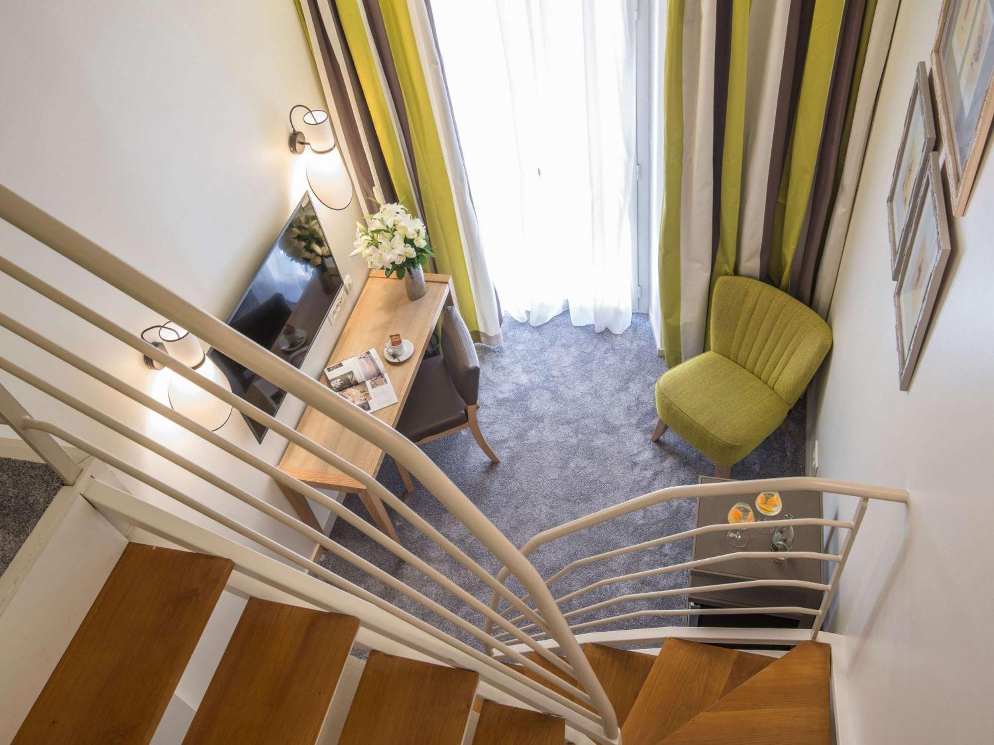 Mercure Nice Marche Aux Fleurs Exterior photo